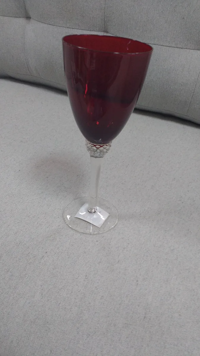 TACA VINHO MONTARTE REALEZA 300ML VERMELHA