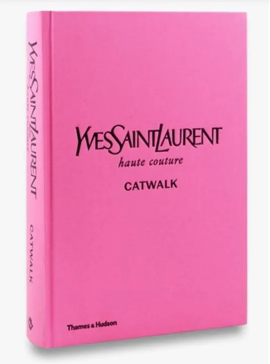 LIVRO QUEEN BOOKS YVES SAINT LAURENT(BL)