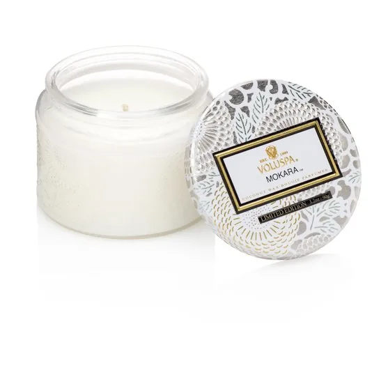 VELA POTE VIDRO VOLUSPA 7248 25H RELEVO MOKARA(BL)